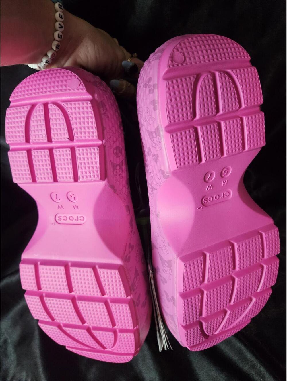 Crocs Women's Sanrio My Melody/Kuromi Stomp Platform Sandals Womens Size 7 - Picture 5 of 7